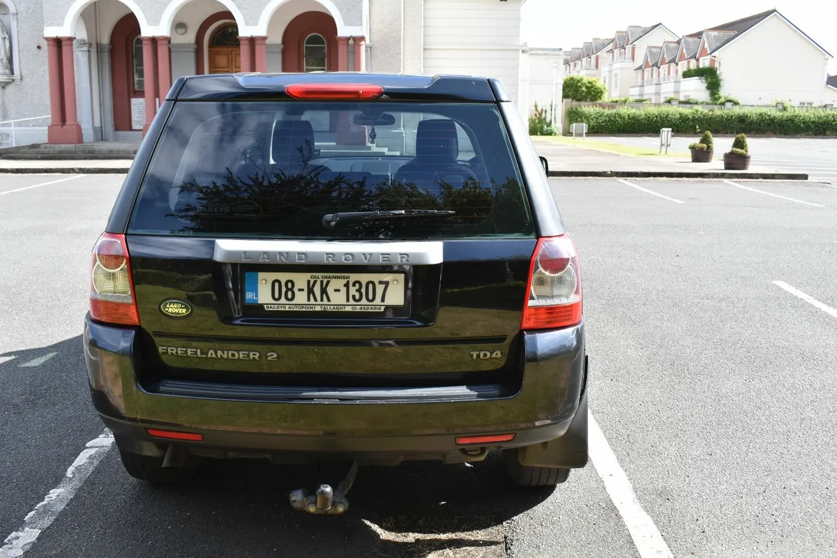 Land Rover Freelander 2008 - Image 2