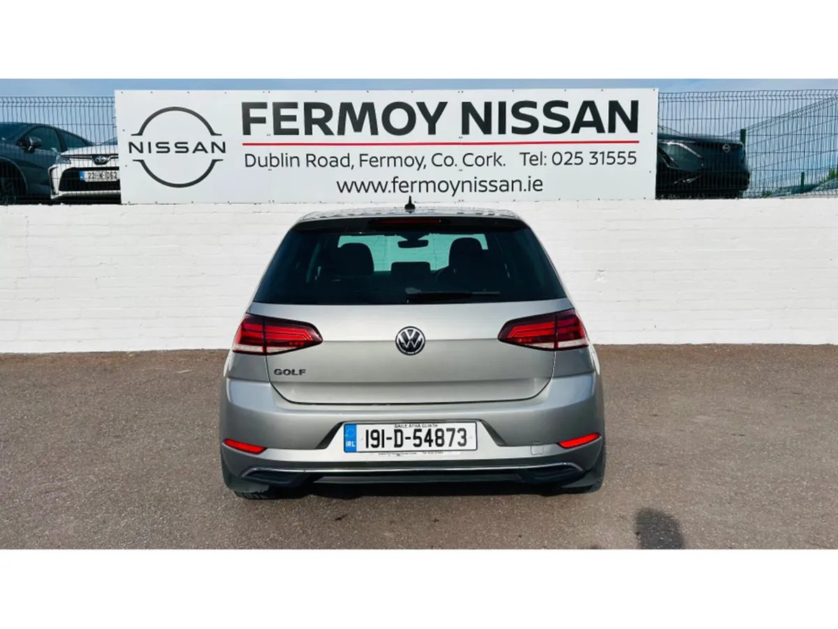 Volkswagen Golf 1.2 PETROL AUTOMATIC WITH REVERSE - Image 4