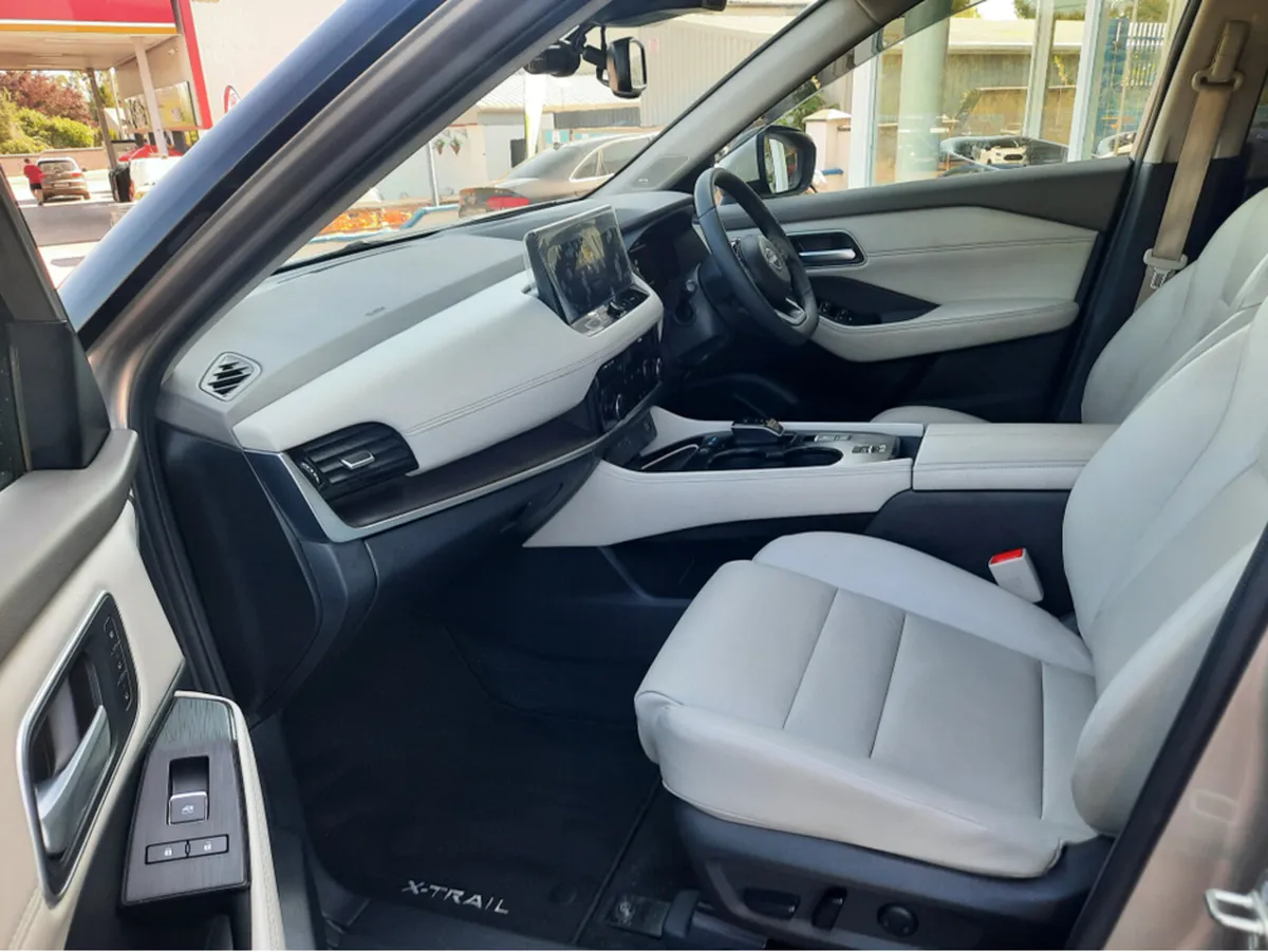 Nissan X-Trail EP SVE 5 SEAT COLD PACK AUTO - Image 2