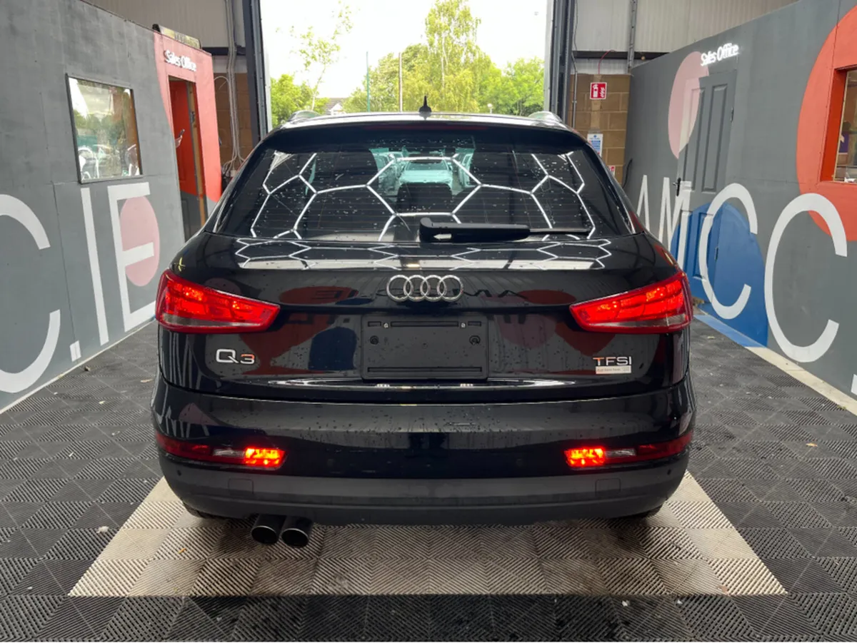 Audi Q3 AUDI Q3 AUTOMATIC 1.4 TFSI / 41k KMs / REV - Image 4