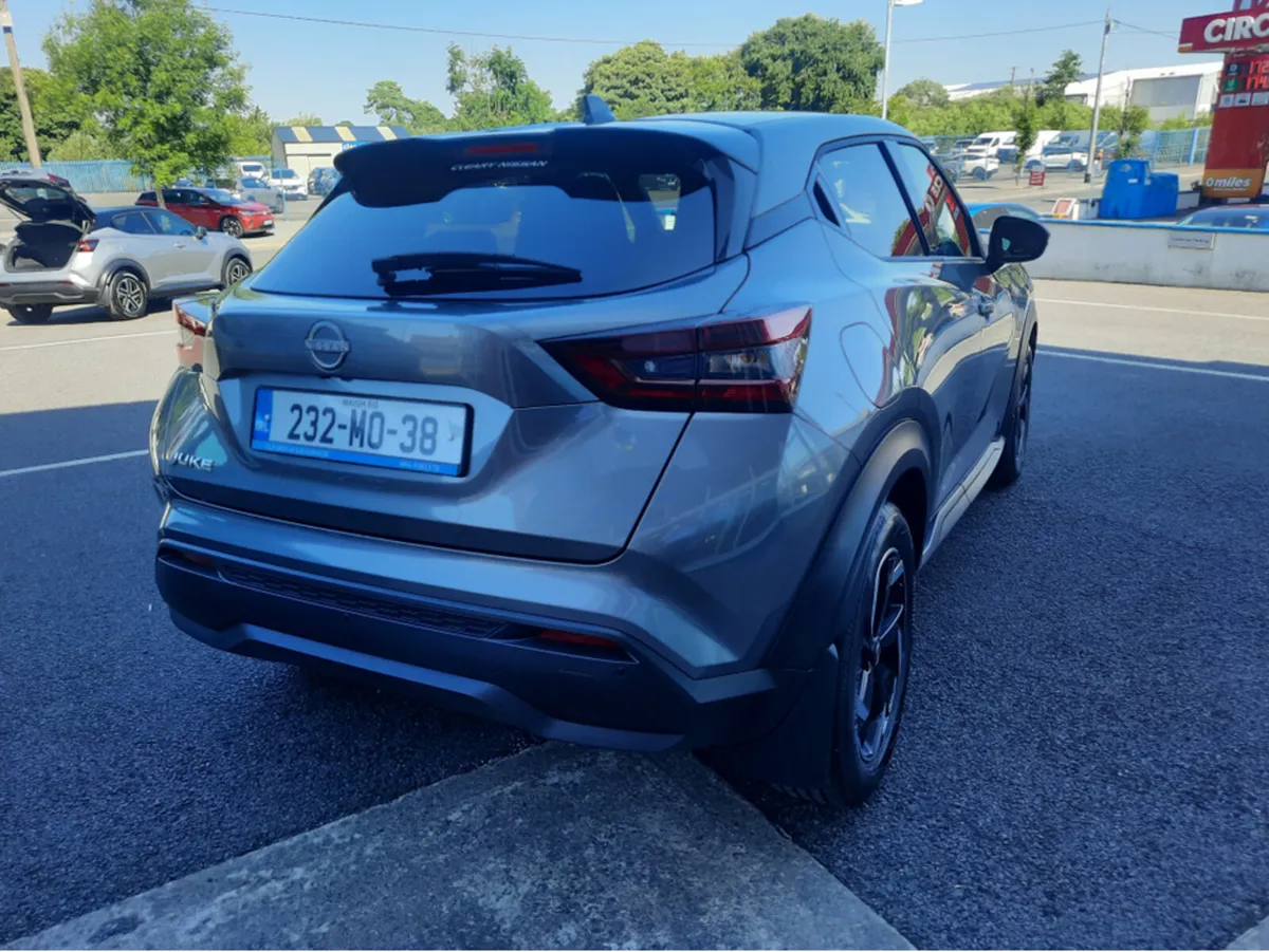 Nissan Juke 1.0 SV PREMIUM DCT MY23 4 4DR AUTO - Image 4