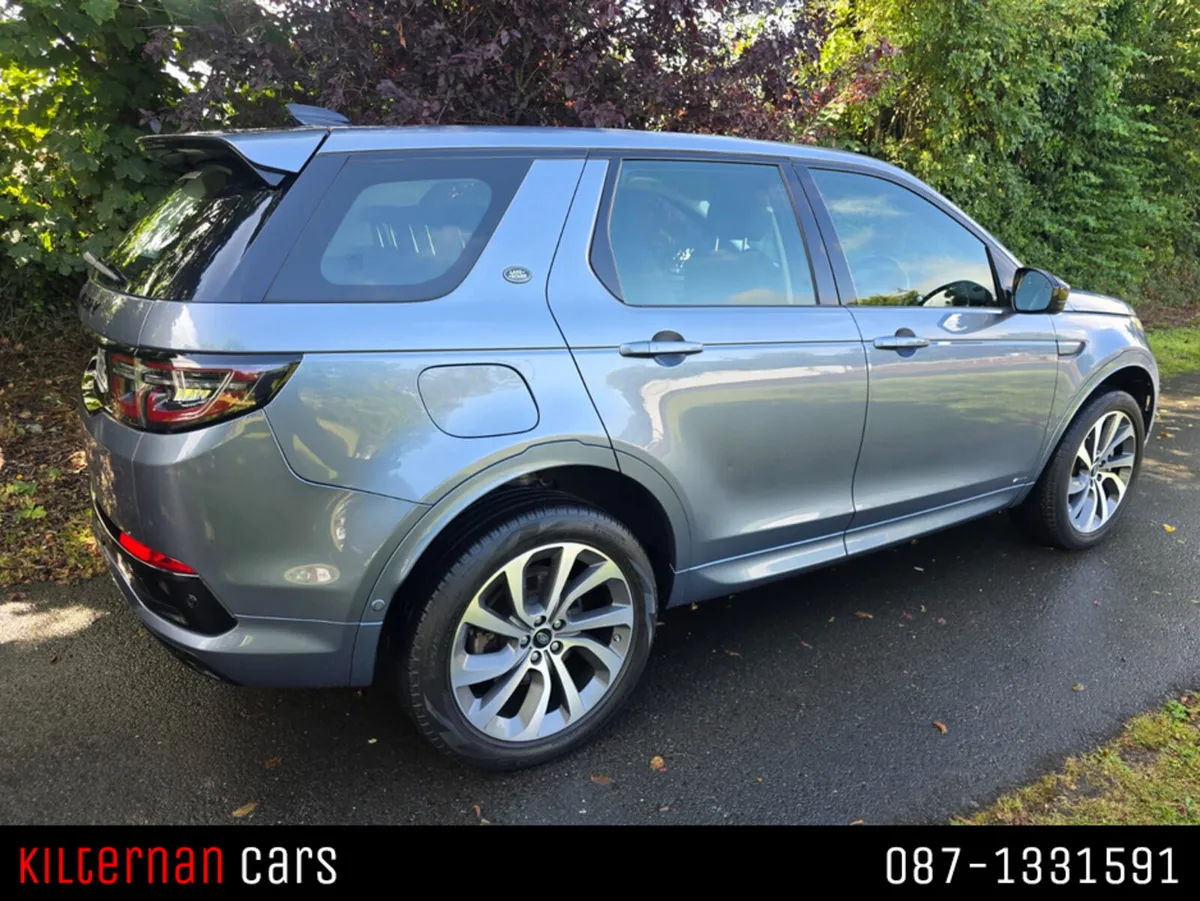 Land Rover Discovery Sport 1.5 R-DYN HSE - Image 4