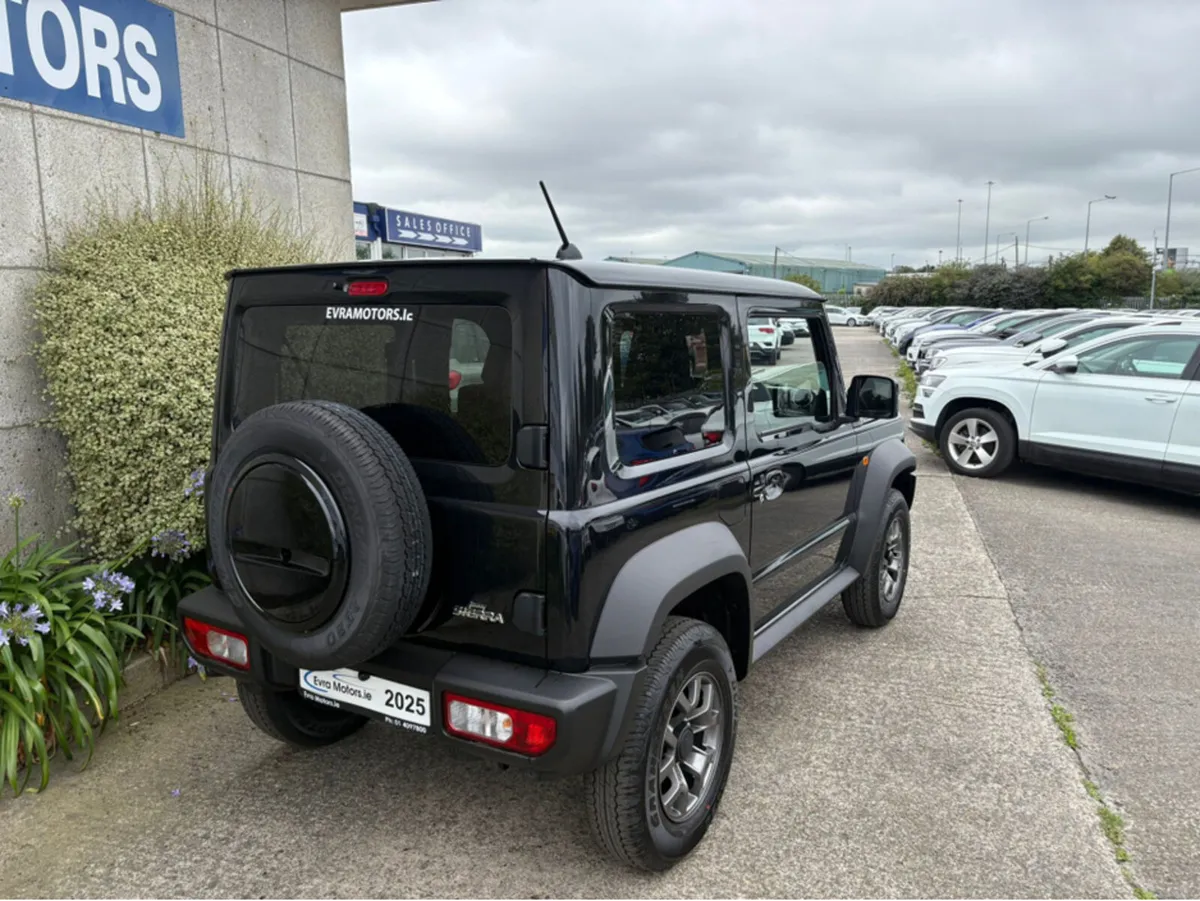 Suzuki Jimny SIERRA 4 SEAT AUTOMATIC 1.5 PETROL // - Image 3