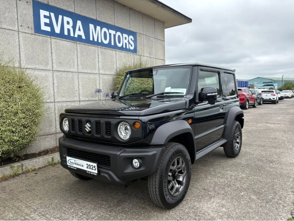 Suzuki Jimny SIERRA 4 SEAT AUTOMATIC 1.5 PETROL // - Image 4