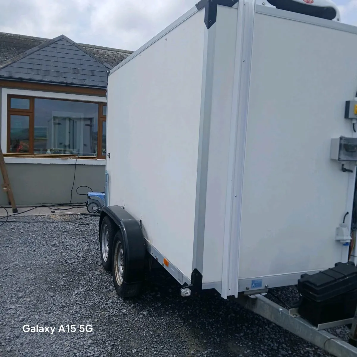 Mobile fridge trailer ideal for catering events - Image 1
