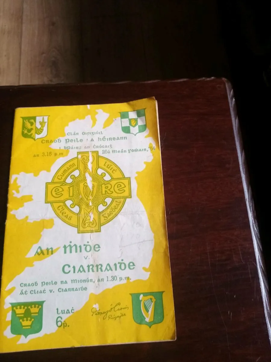 Football programme - Image 1