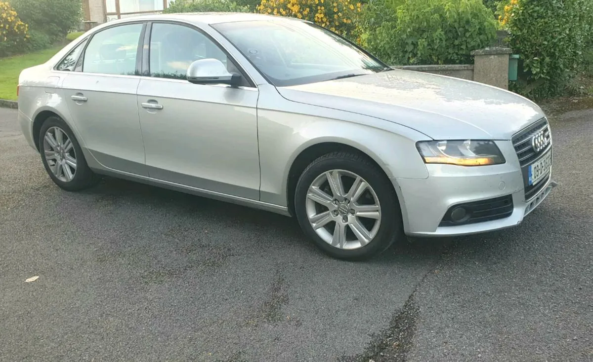 Audi A4 2.0tdi ncted and taxed - Image 1