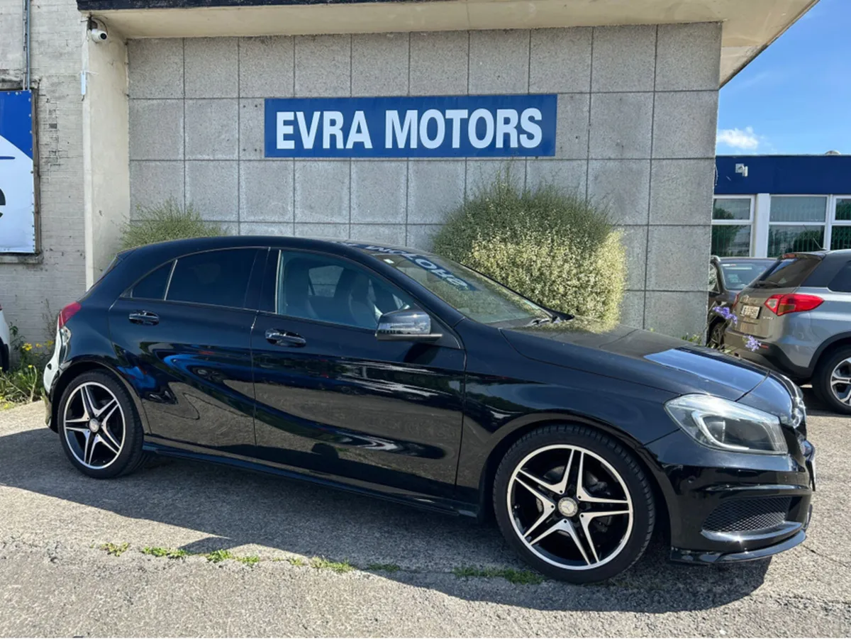 Mercedes-Benz A-Class AMG A180 NIGHT AUTOMATIC 1.6 - Image 3