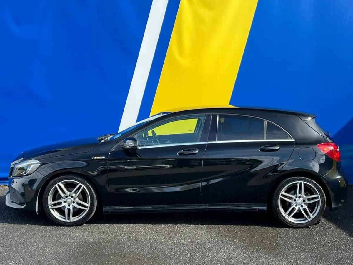 Mercedes-Benz A-Class A180 AMG-LINE EXECUTIVE 1.6 - Image 3