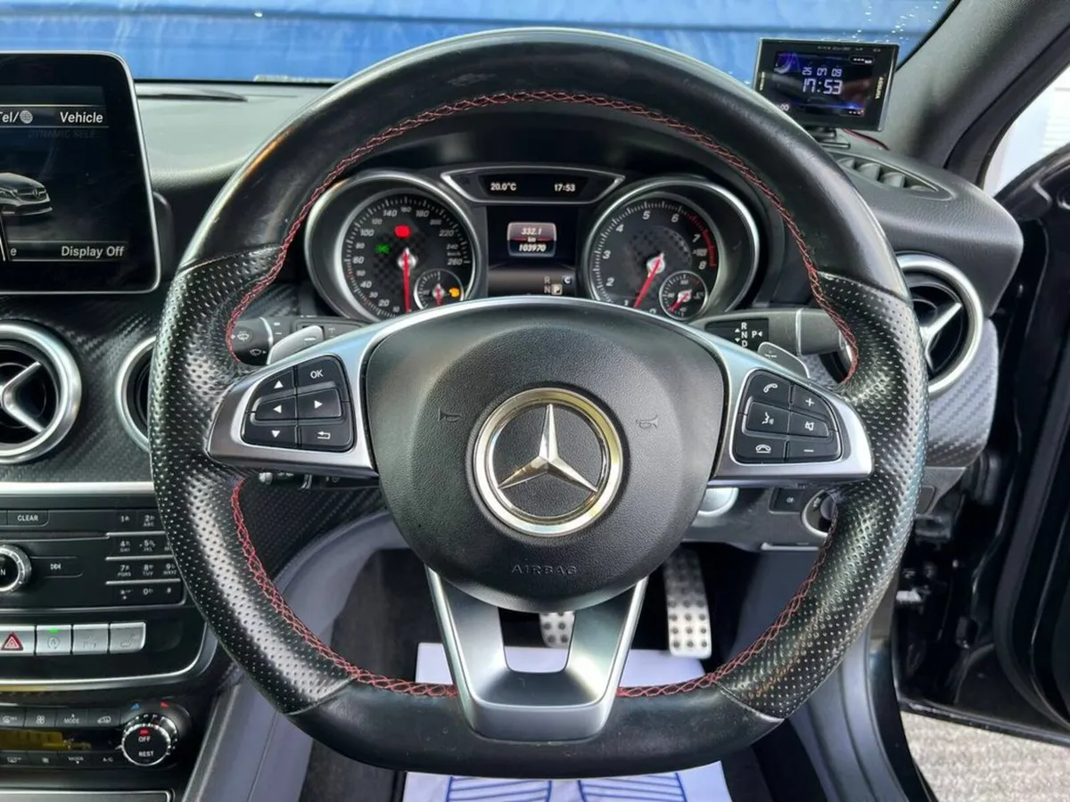 Mercedes-Benz A-Class A180 AMG-LINE EXECUTIVE 1.6 - Image 4