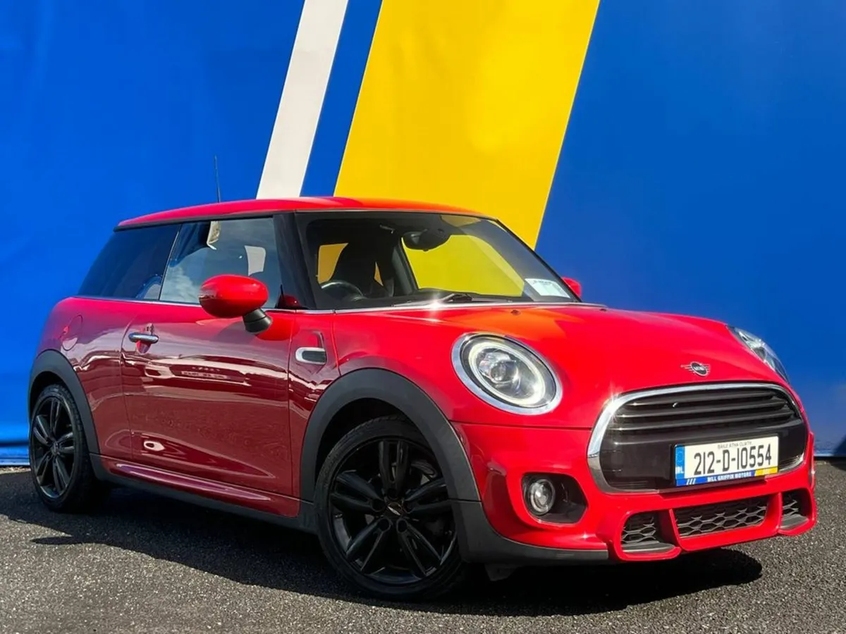 Mini Cooper SPORT JOHN COOPER WORKS PACK 1.5 // SP - Image 1
