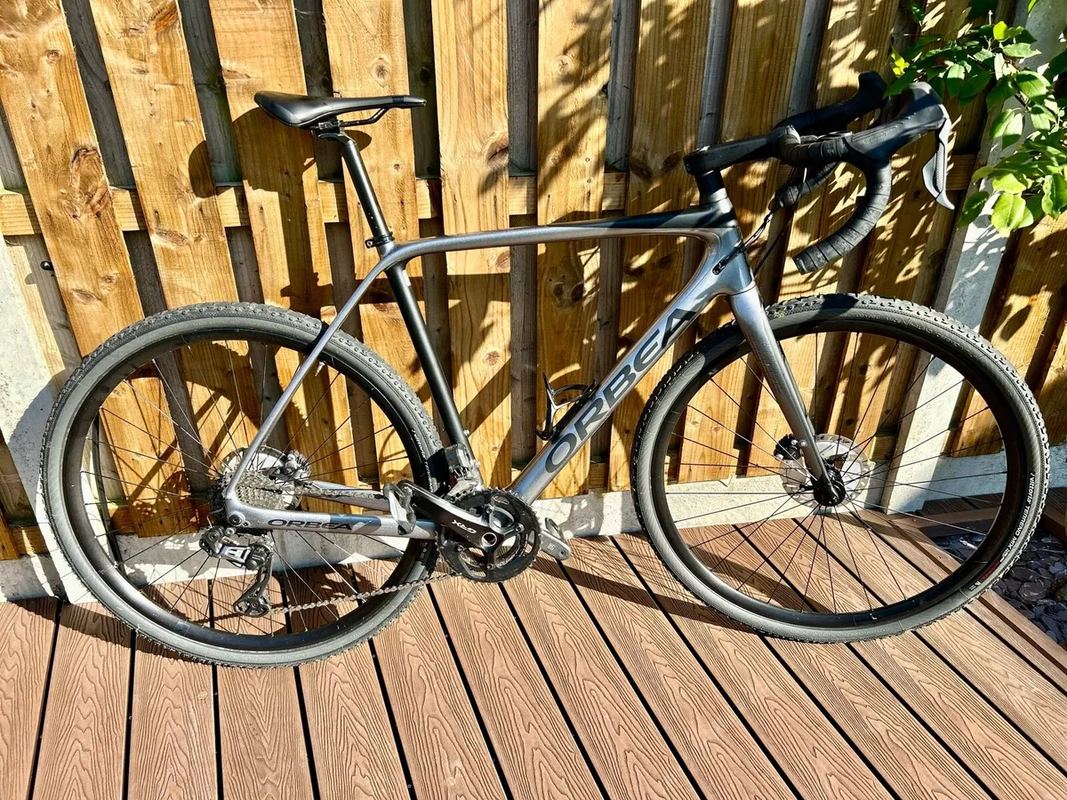 Orbea Terra M20i GRX Di2 • Carbon • Size M - Image 1