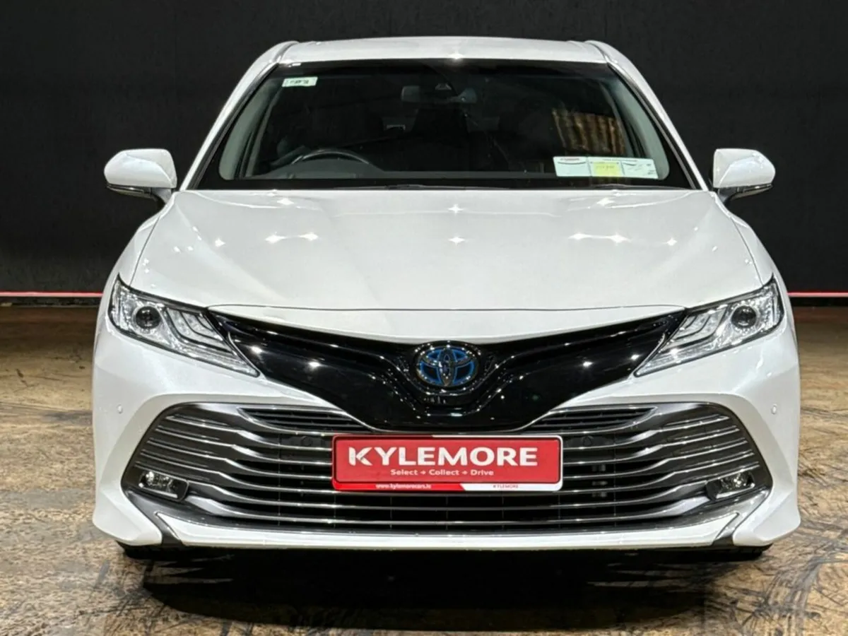 Toyota Camry 2.5 HYRBID - Image 4