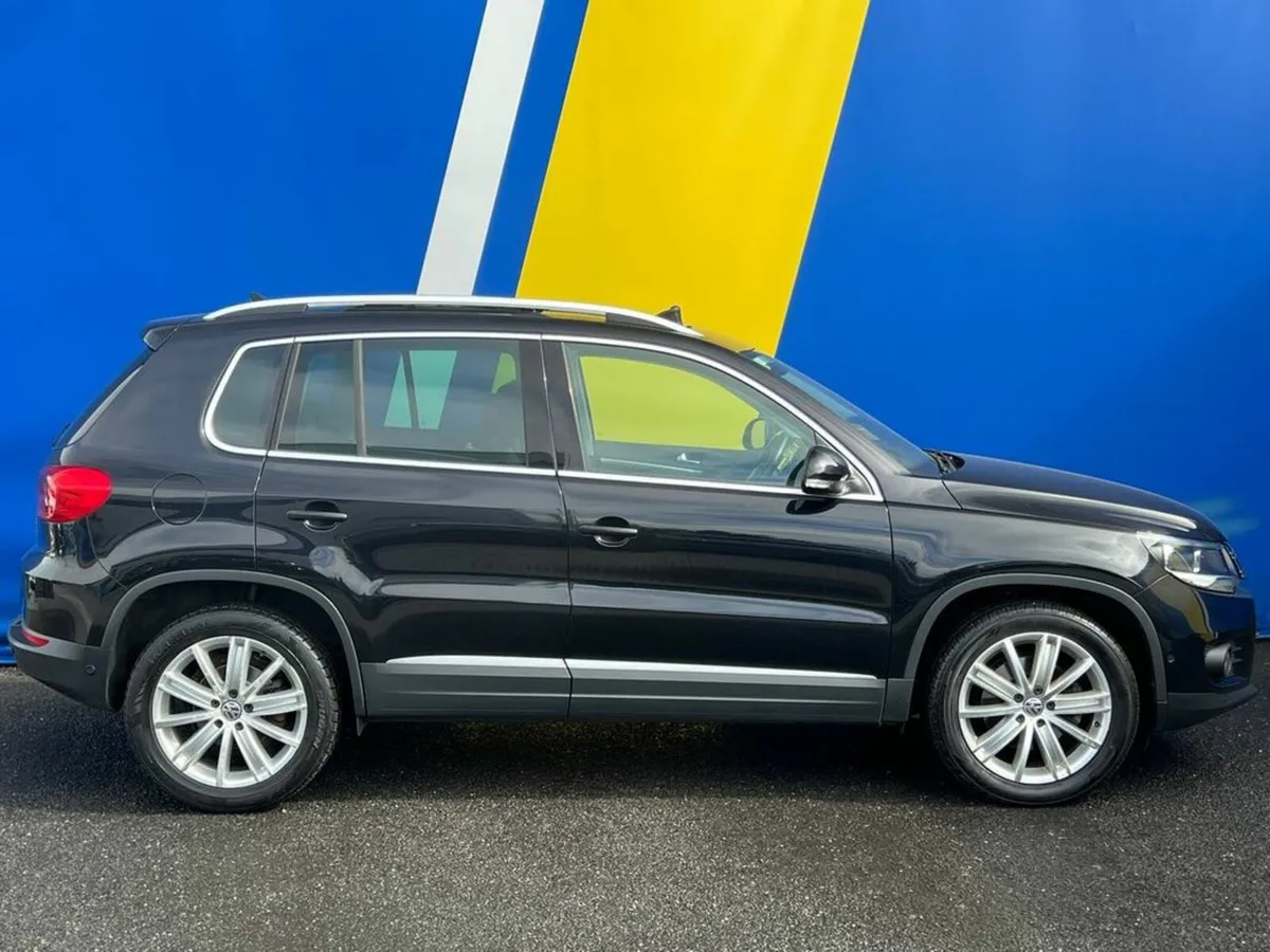 Volkswagen Tiguan SPORT 2.0 TDI // FULL SERVICE HI - Image 4