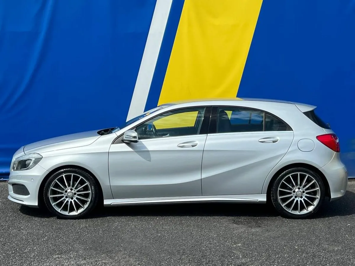 Mercedes-Benz A-Class A180 AMG-LINE 1.6 AUTO // SE - Image 3