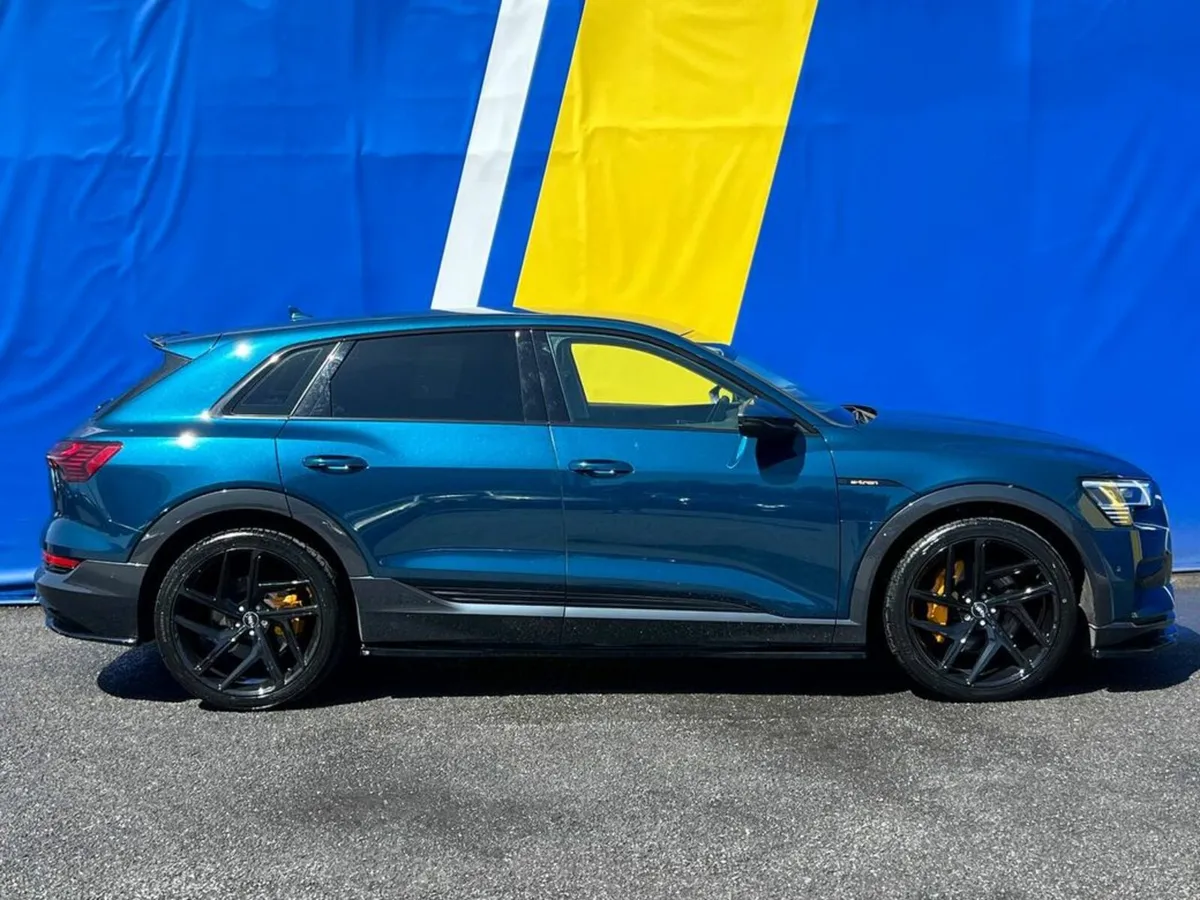 Audi e-tron 50 QUATTRO RS-PERFORMANCE // AIR SUSPE - Image 2