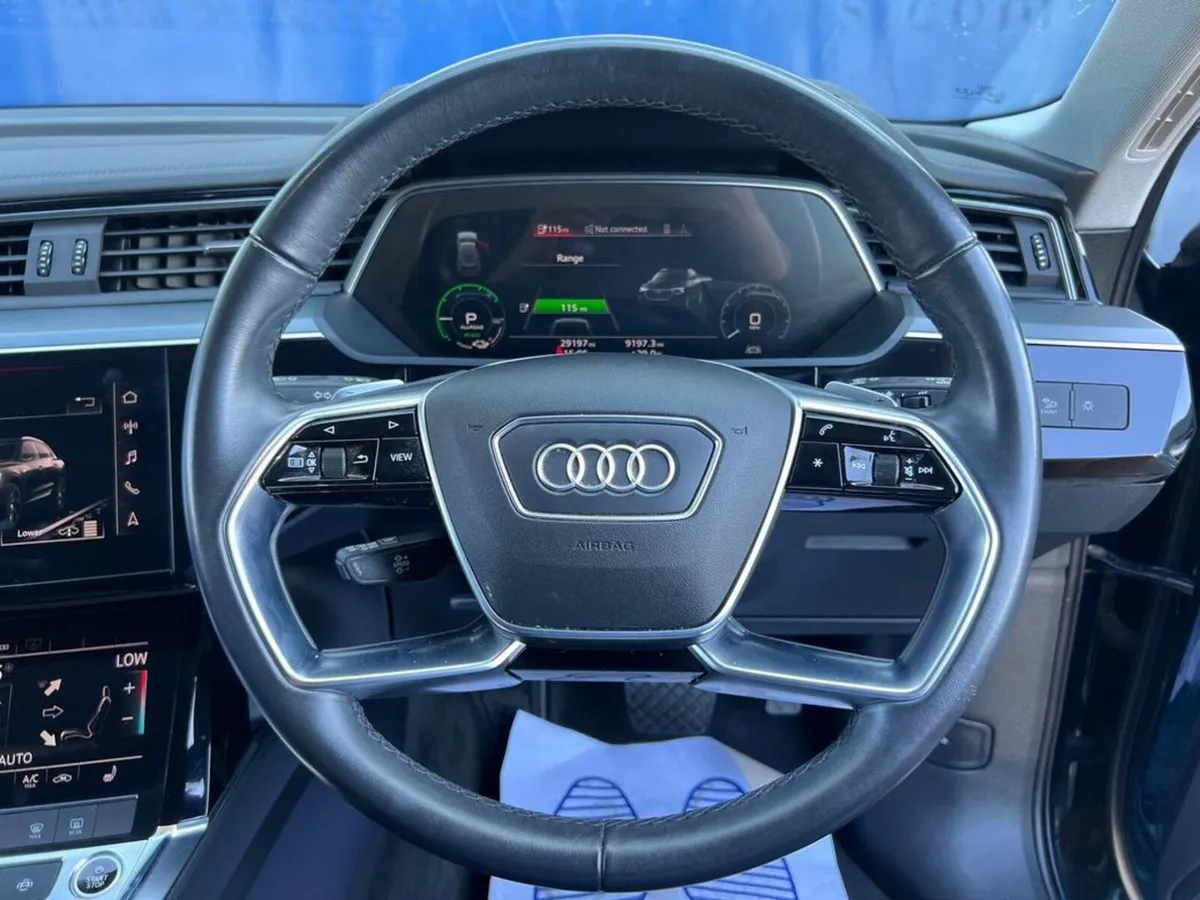 Audi e-tron 50 QUATTRO RS-PERFORMANCE // AIR SUSPE - Image 4