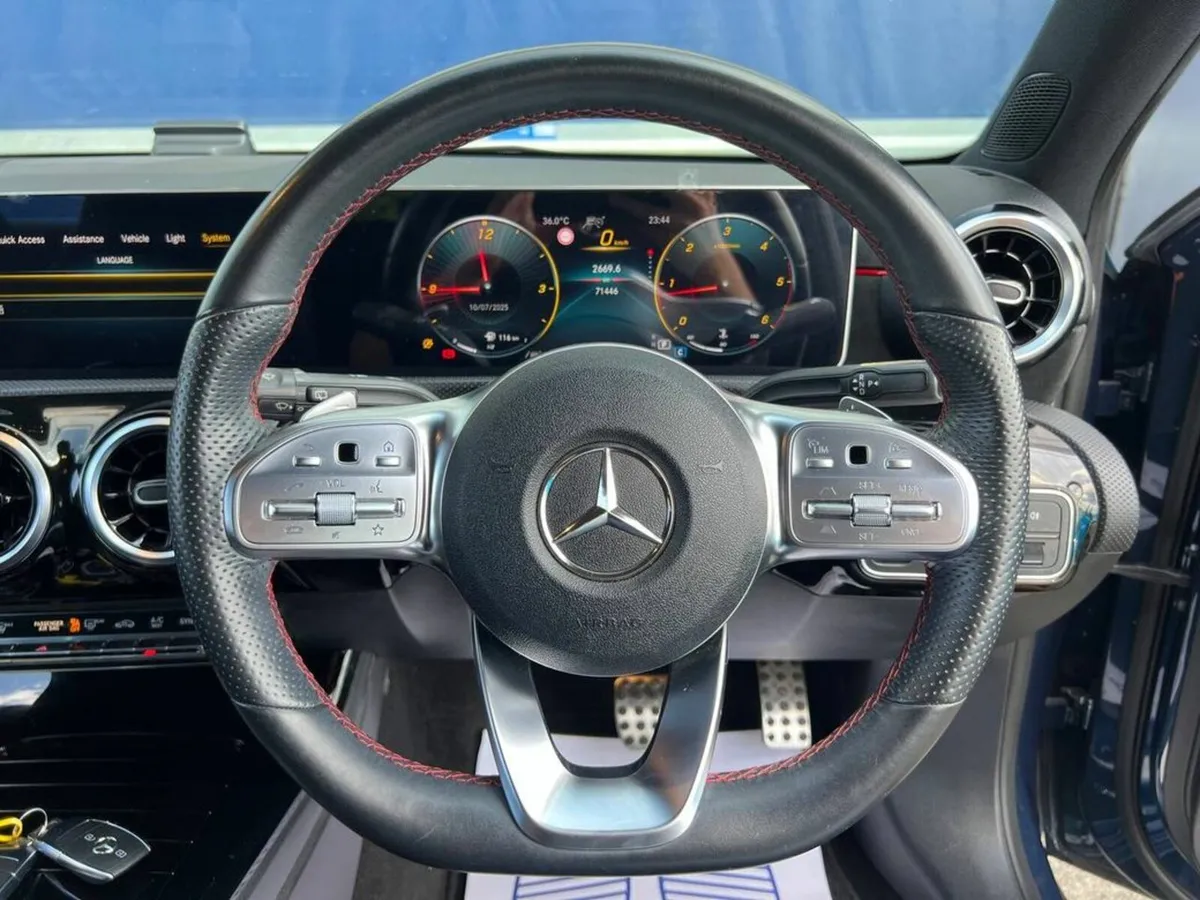 Mercedes-Benz A-Class A200d AMG-LINE PREMIUM PLUS - Image 4