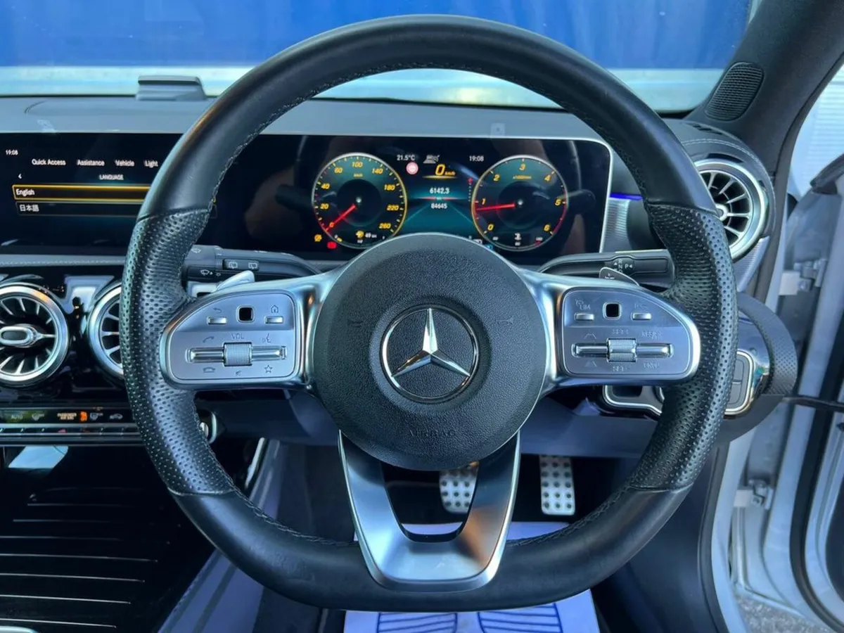 Mercedes-Benz A-Class A200d AMG-LINE PREMIUM PLUS - Image 4