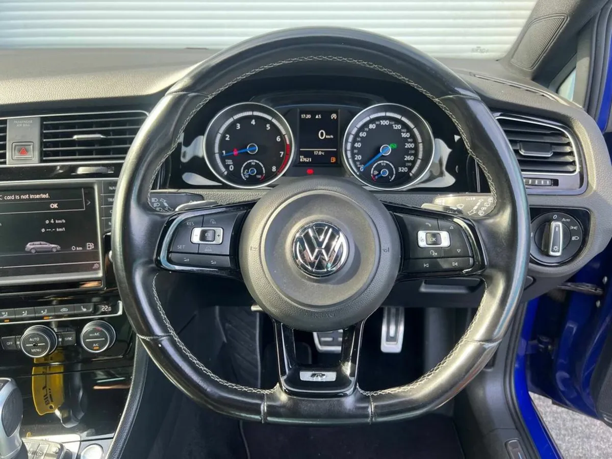 Volkswagen Golf R 4MOTION 2.0 TSI AUTO // FULL SER - Image 4