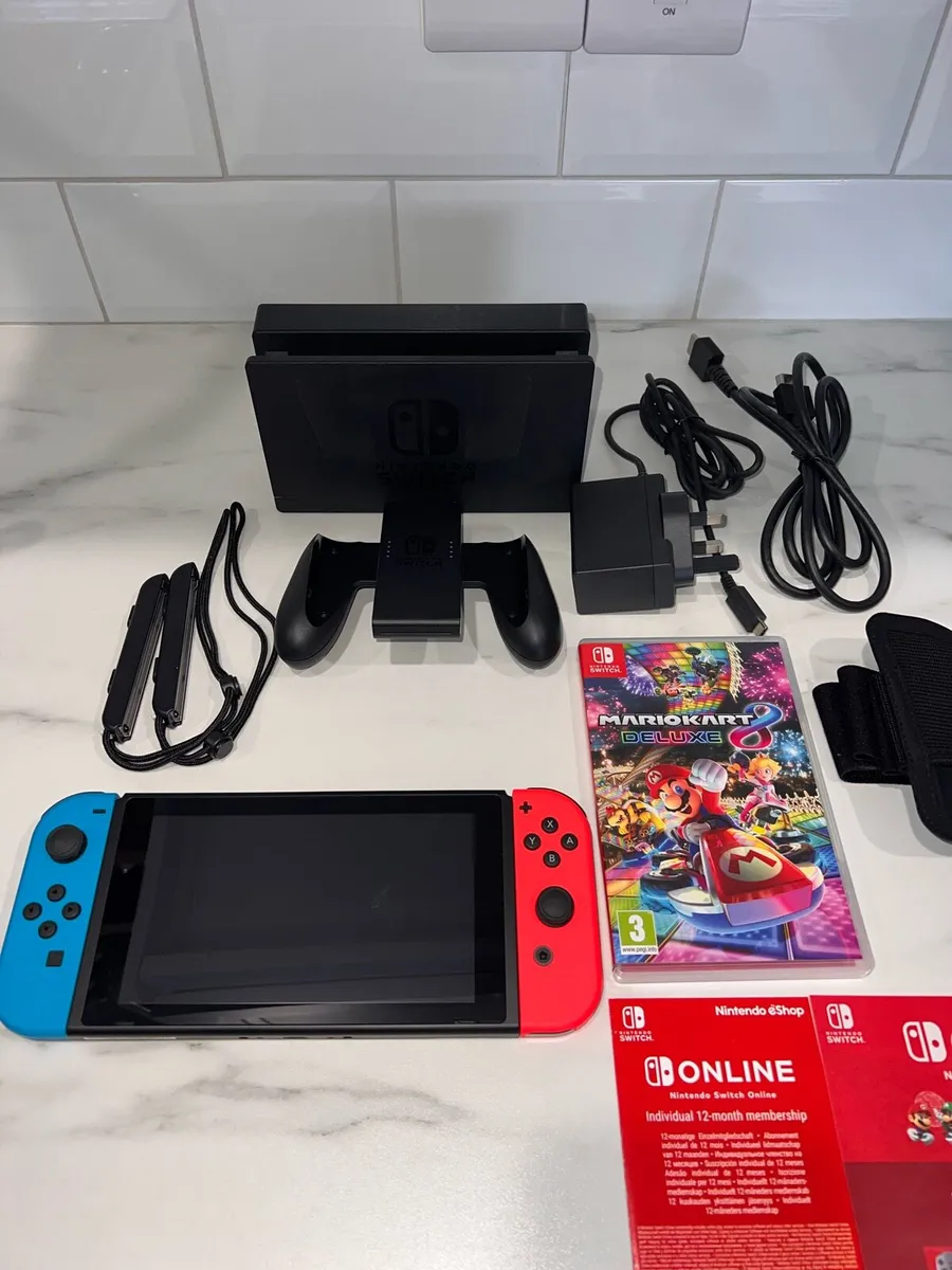 Nintendo Switch Console, Sports & Mario Kart 8 - Image 1