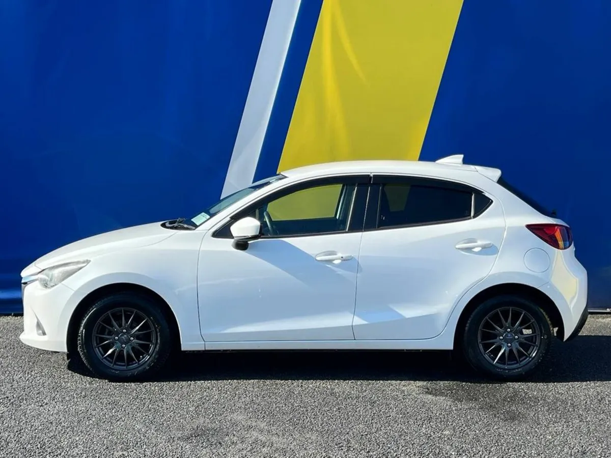 Mazda Demio SKYACTIV 1.3 AUTO // HEATED SEATS // A - Image 3