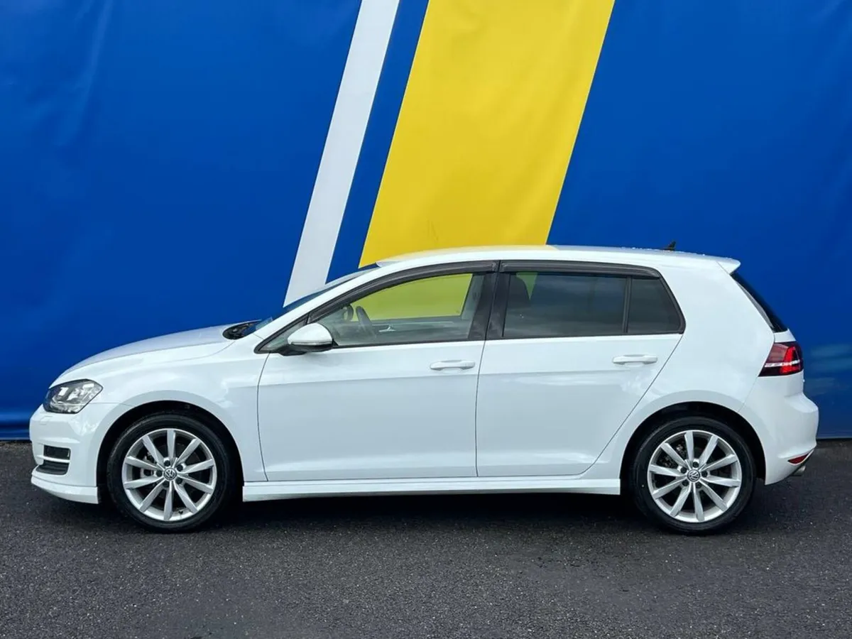 Volkswagen Golf COMFORTLINE 1.2 TSI AUTO // NEW 2 - Image 3