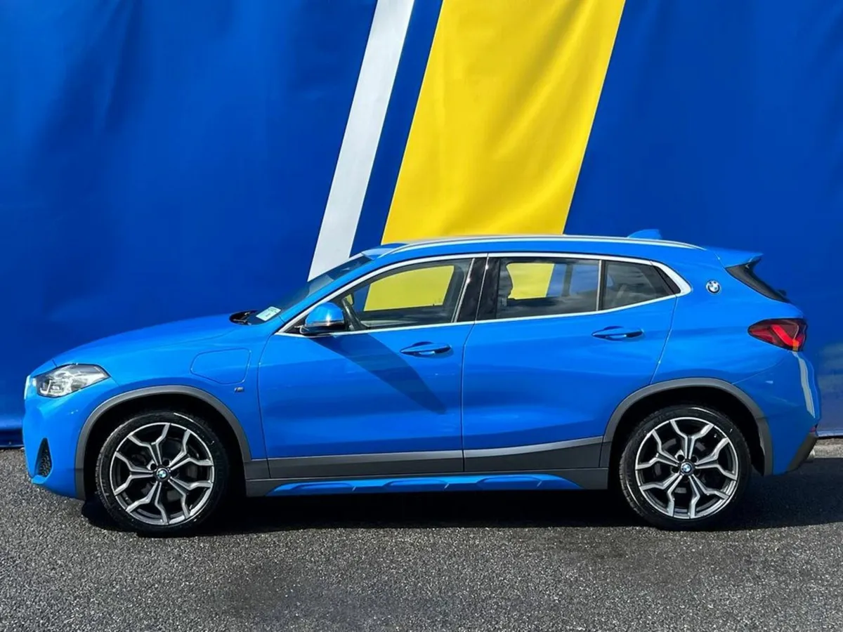 BMW X2 M-SPORT XDRIVE25e 1.5 HYBRID AUTO // 19" M- - Image 3