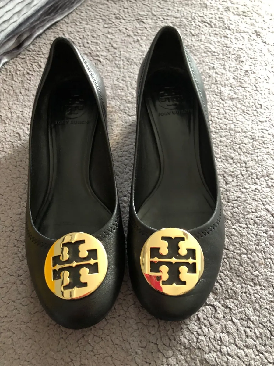 Ladies Tory Burch shoes size 6 €30 - Image 1
