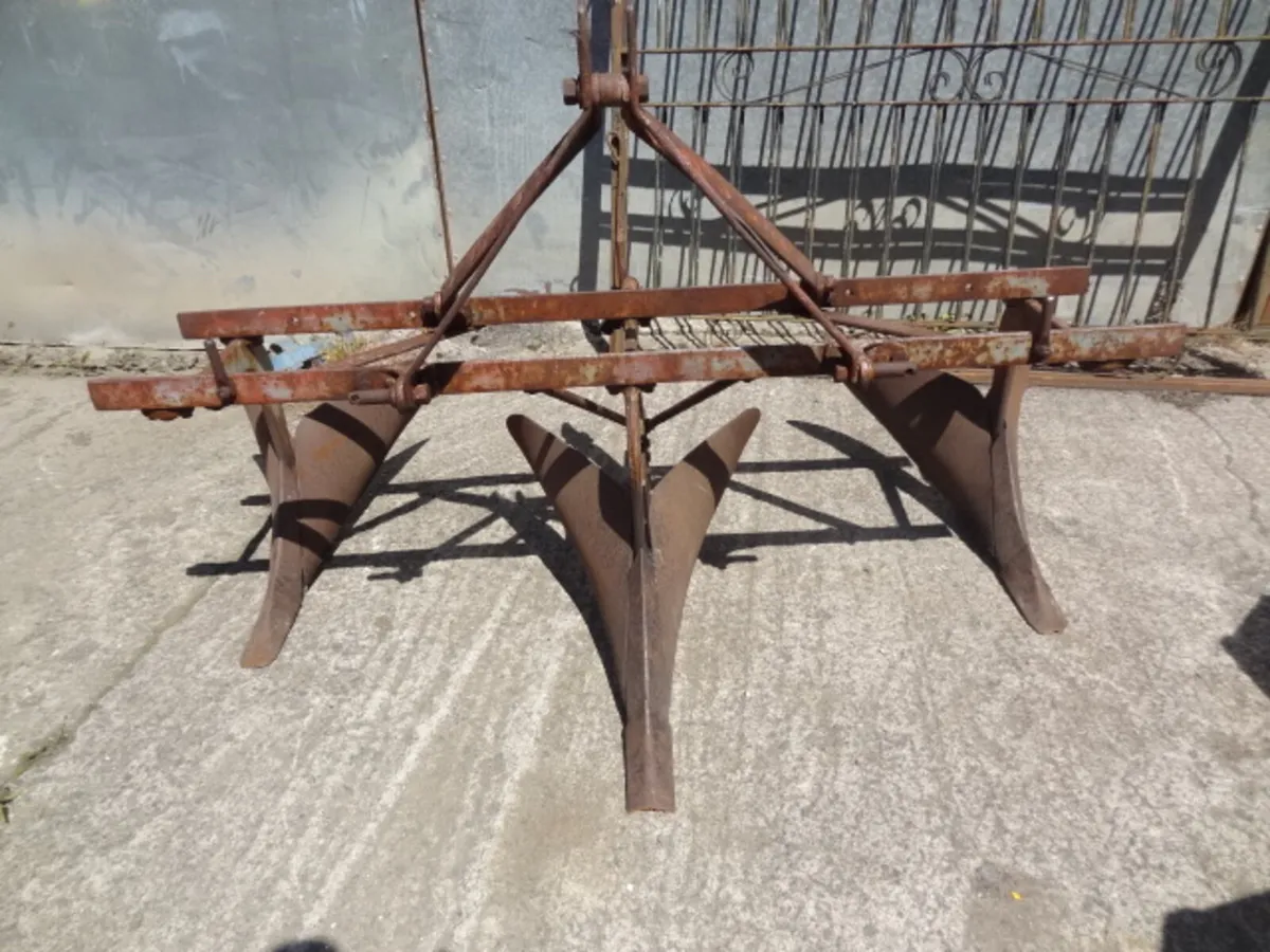 Massey Ferguson Drill Plough - Image 2