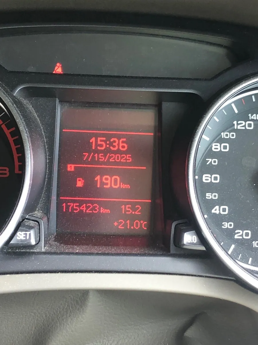 Car for sale - Image 2