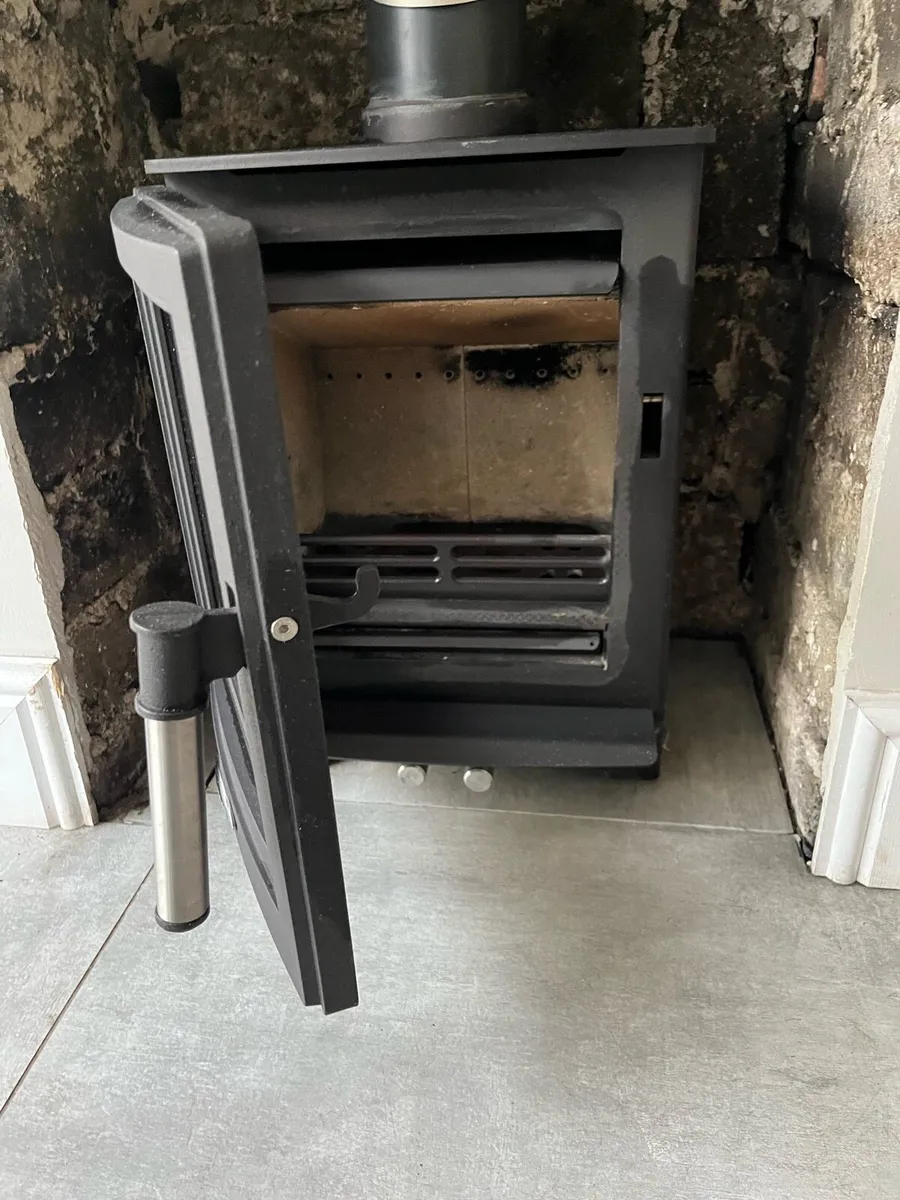 Stanley Solid Fuel Stove (nearly NEW) - Image 4