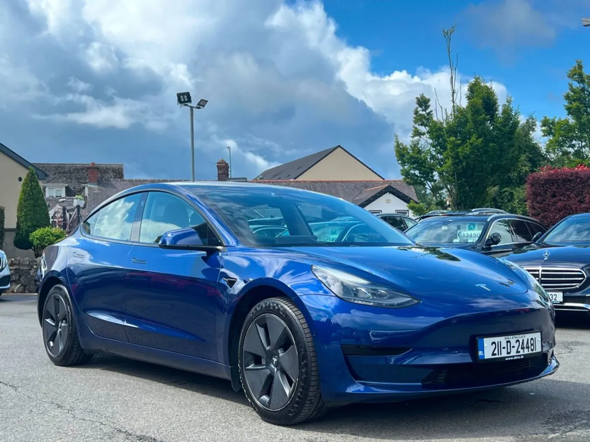 Tesla Model 3 M3 SR  4DR Auto  low Kms - Image 3