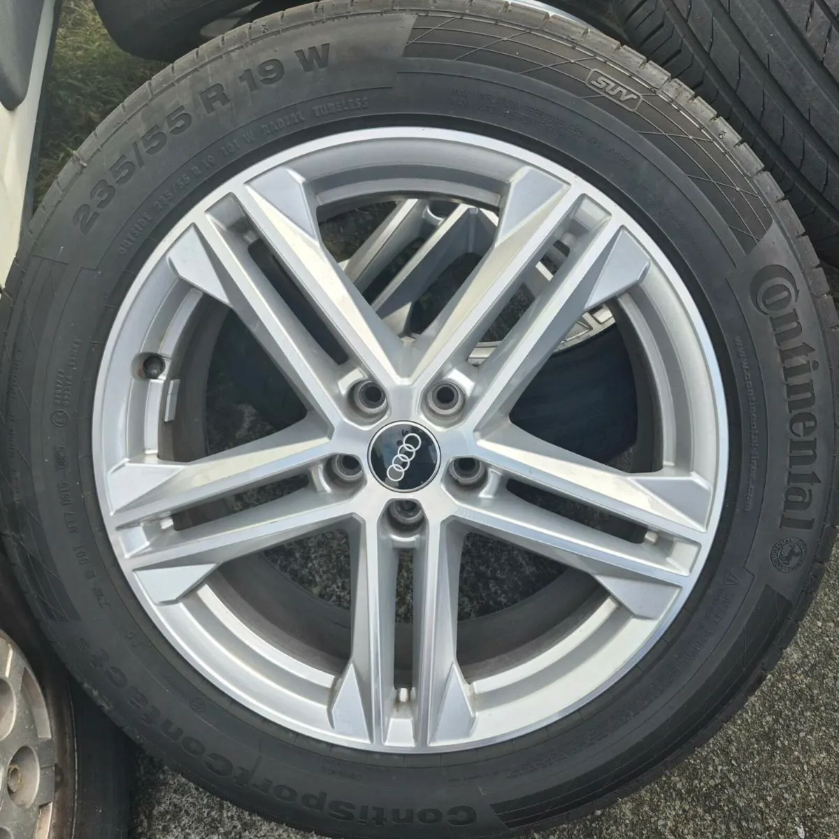 Audi Alloys wheels - Image 1