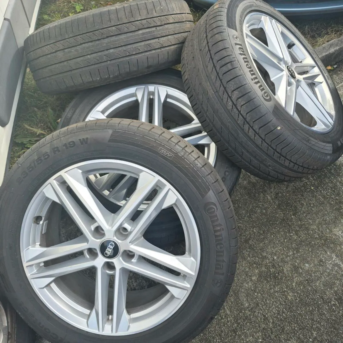 Audi Alloys wheels - Image 2