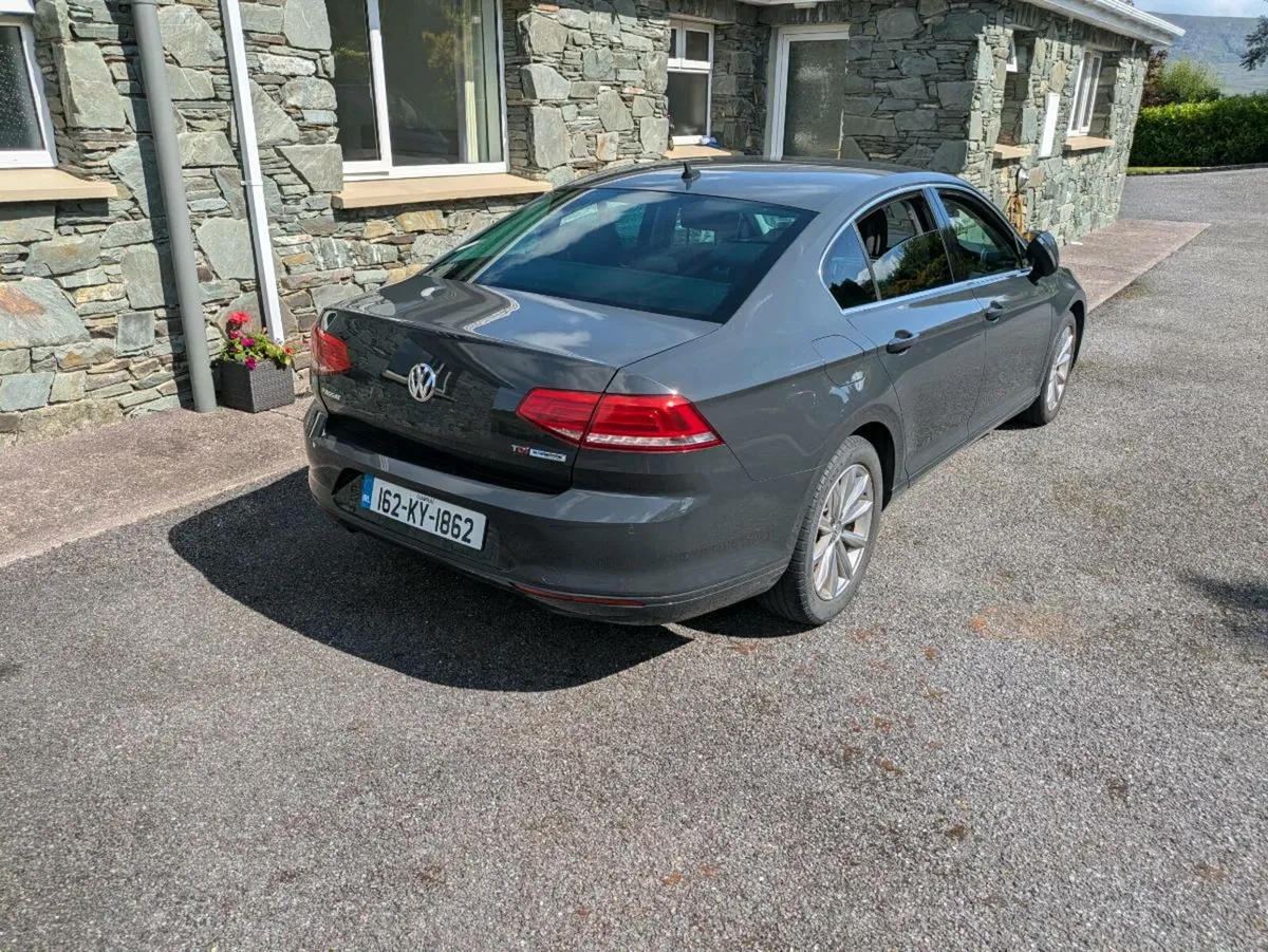 2016 Volkswagen Passat Business SE - Image 3