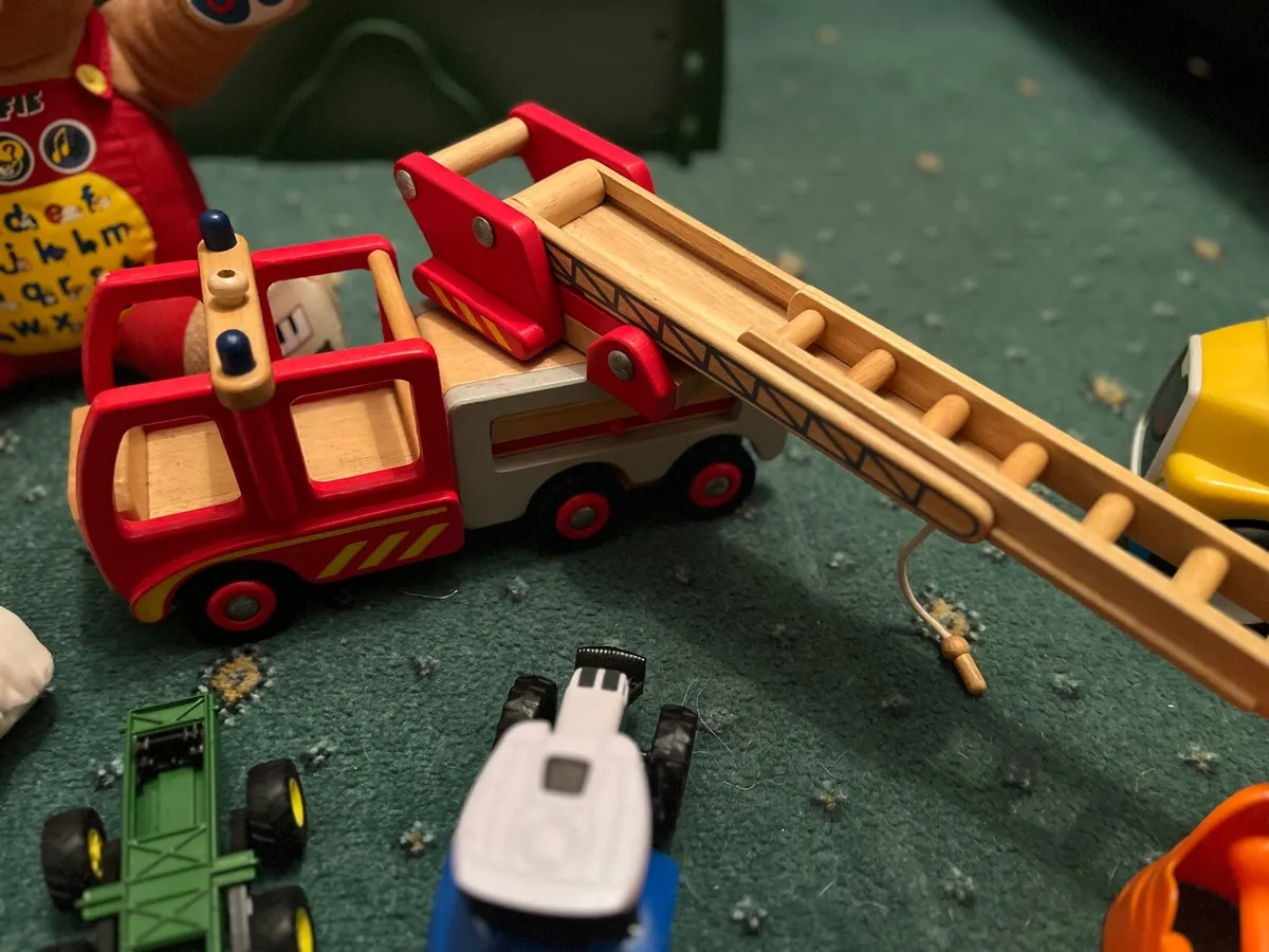 Toys - Image 4