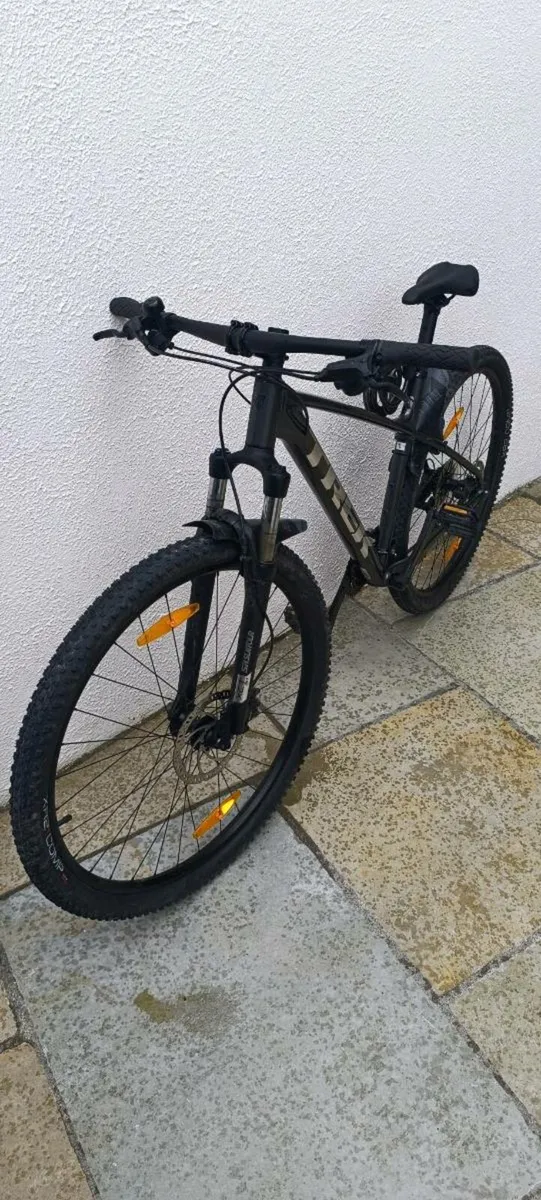 Trek marlin mountain bike - Image 4
