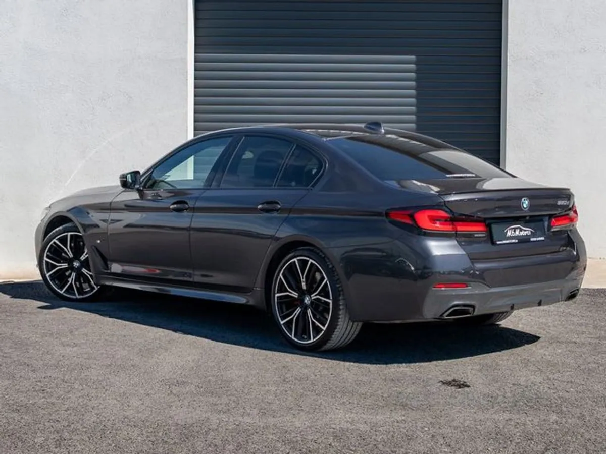 BMW 5 Series 520D M Sport PRO - Image 4