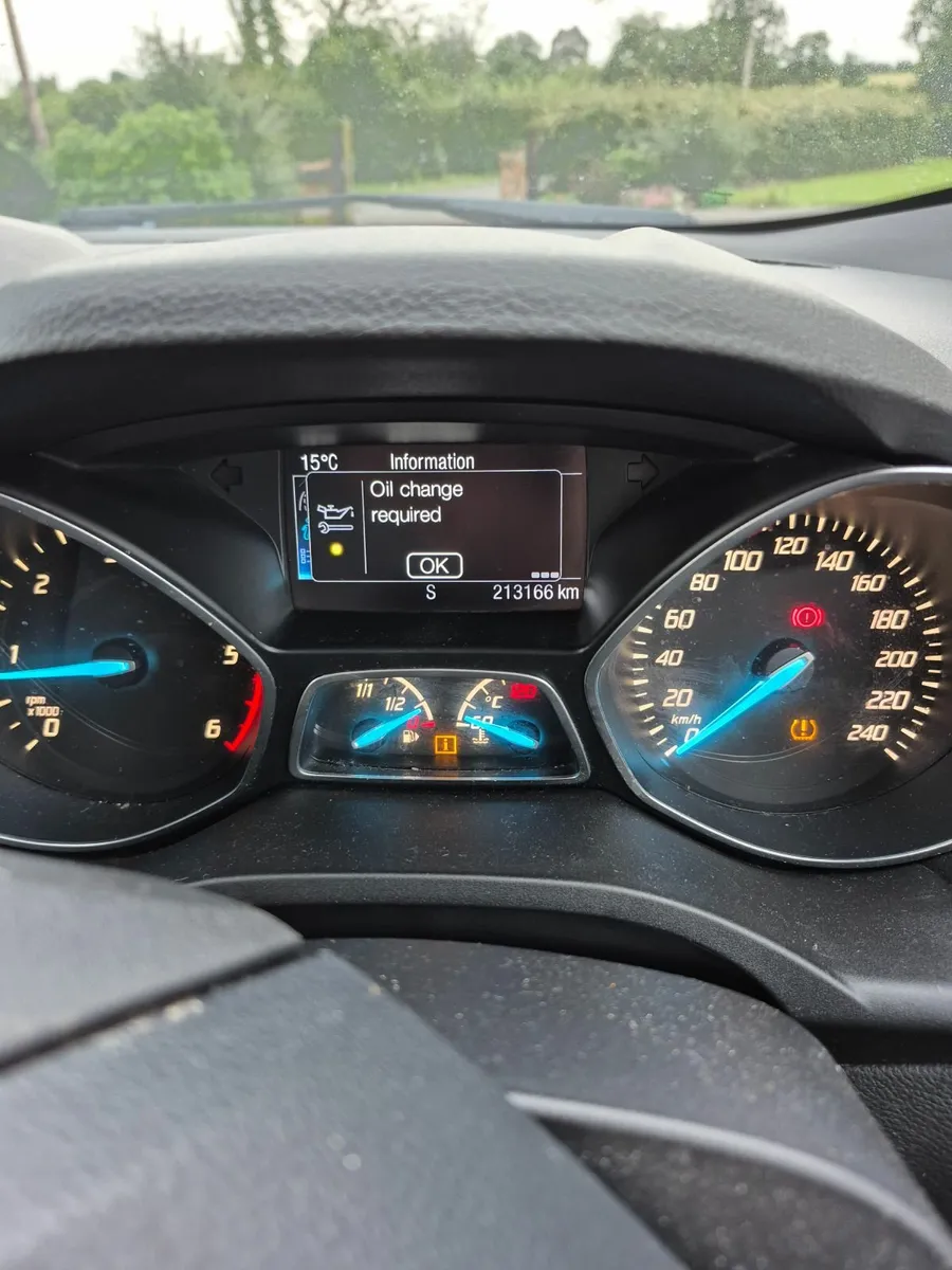 Ford Kuga 2016 - Image 2
