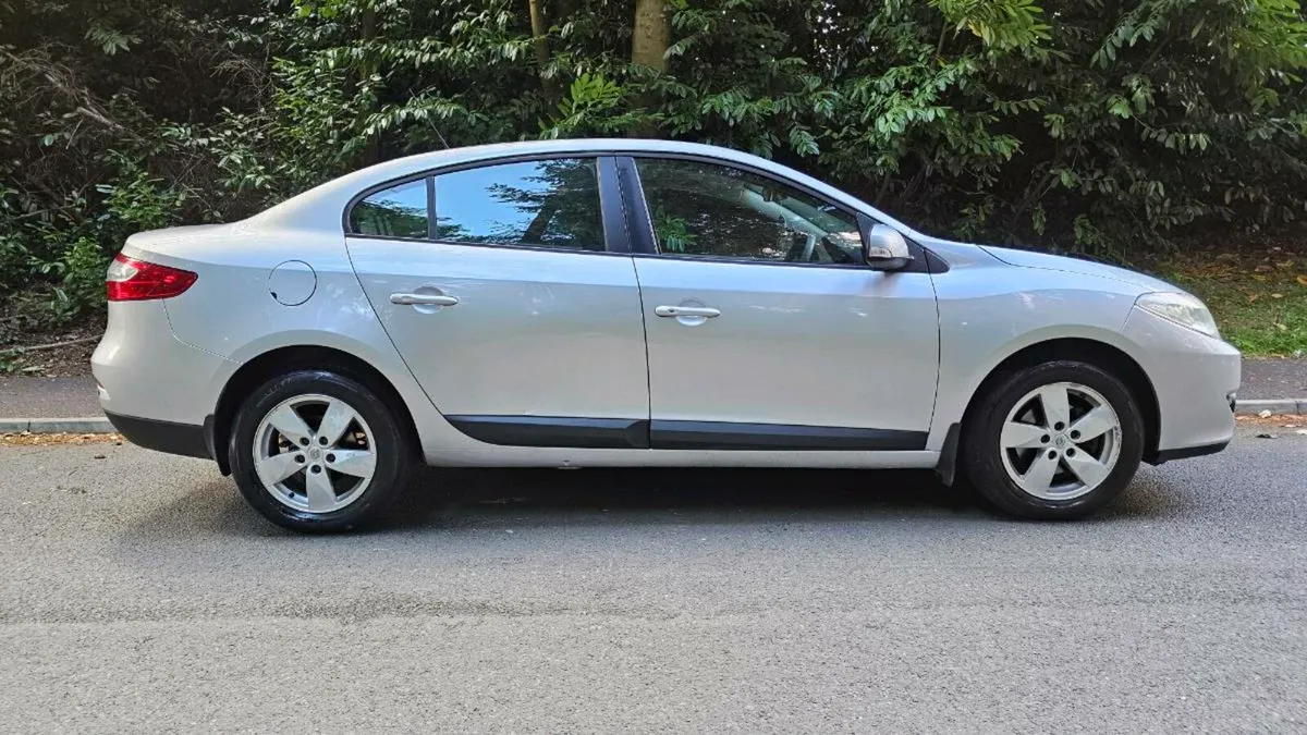 /// 2012 RENAULT FLUENCE DCI /// - Image 1