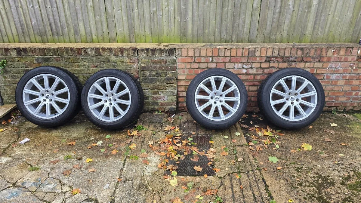20" alloy wheels - Image 1