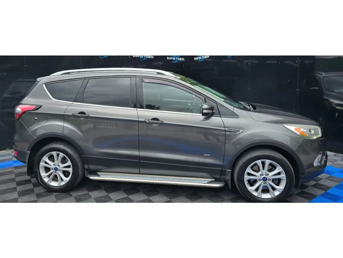 Ford Kuga 2.0 Tdci Titanium 4X4 - Image 2