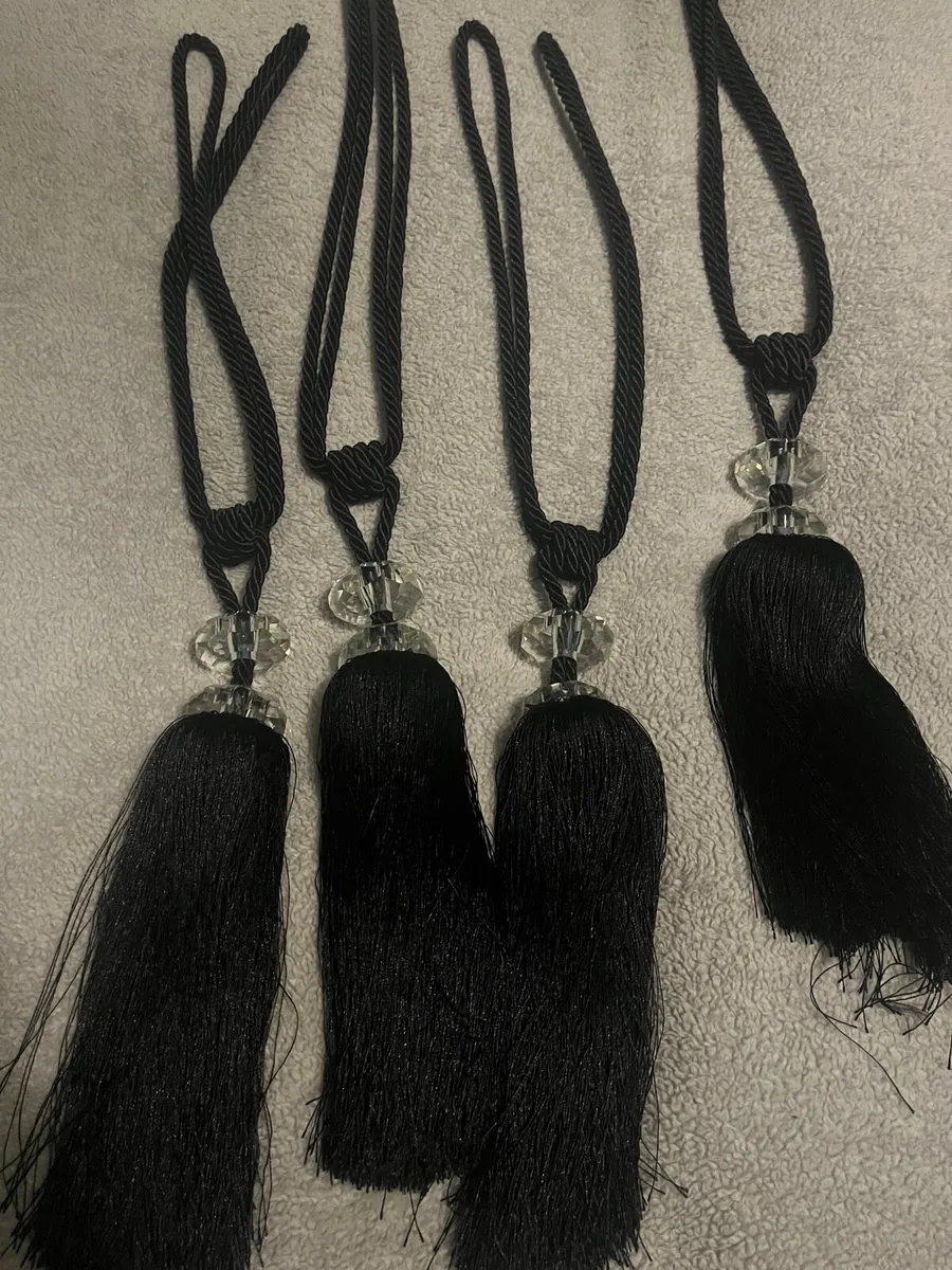 Tie backs - Image 3