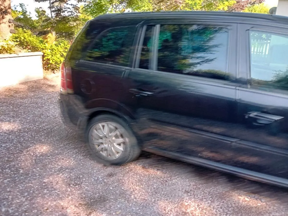 Opel zifera  ... 1.6 club  07 . - Image 4
