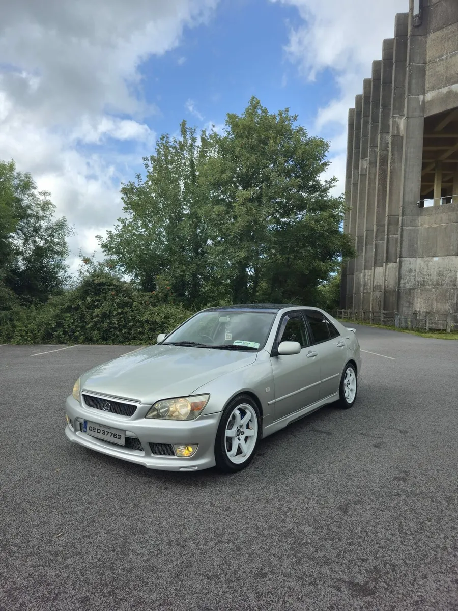 Is200 ( 2JZ GE ) - Image 2