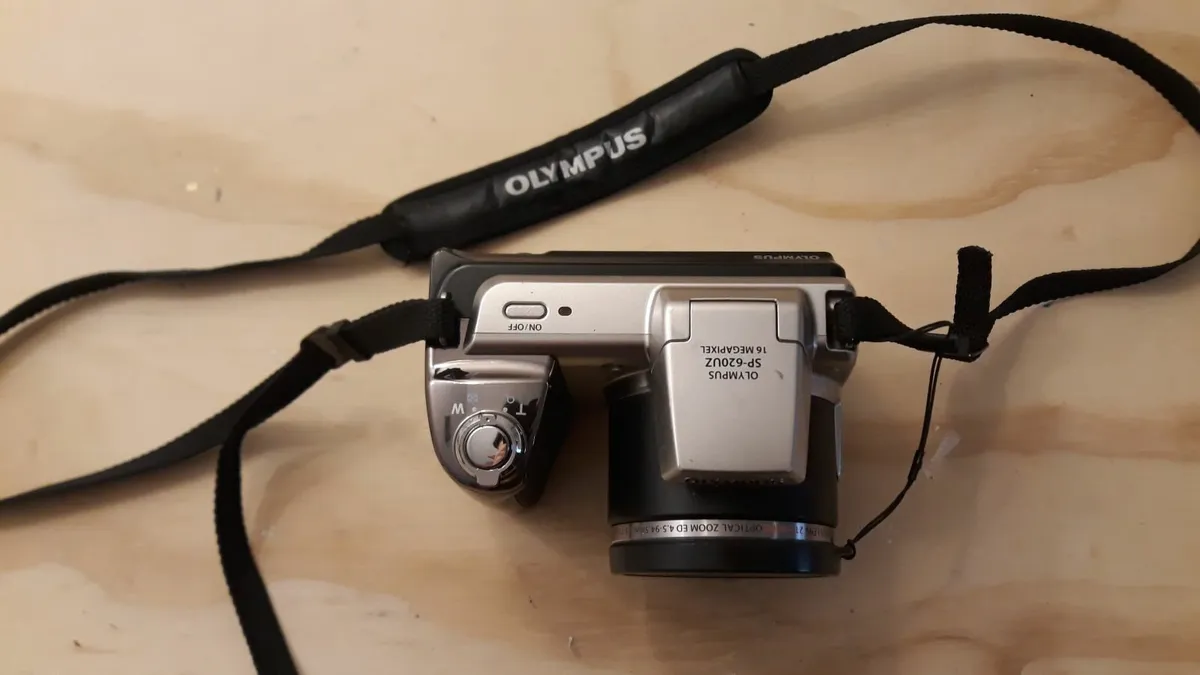 camera - Image 2