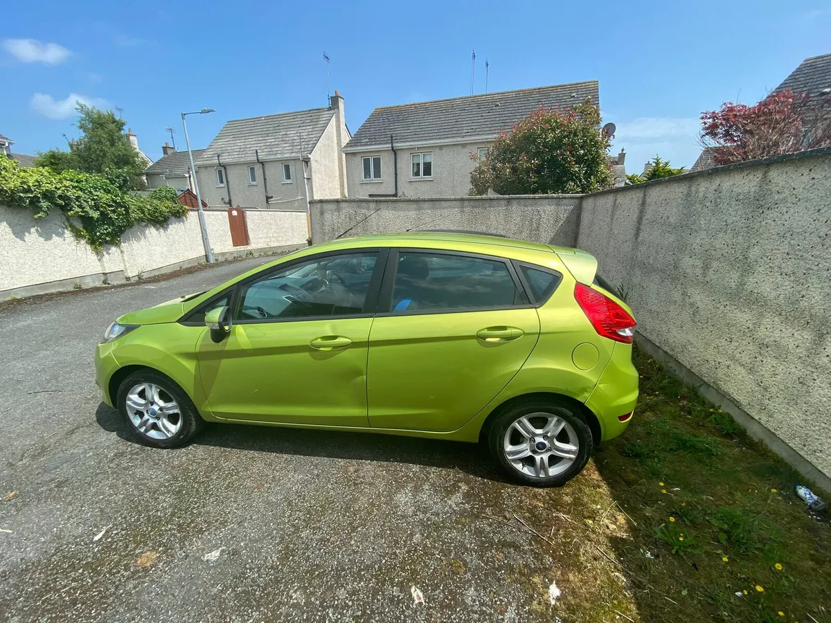 Ford Fiesta Tdci 1.4 2010 - Image 4