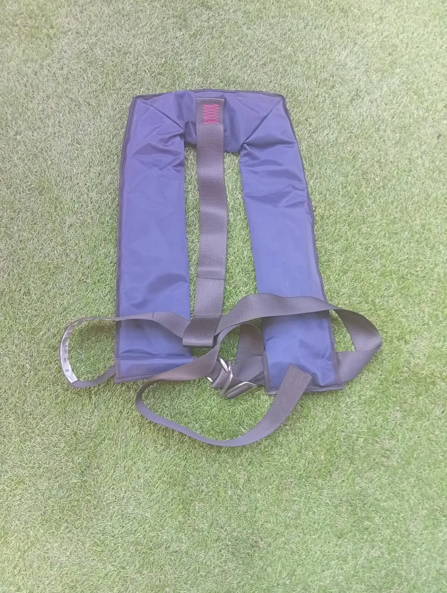 New Quality Automatic life jacket/vest - Image 4