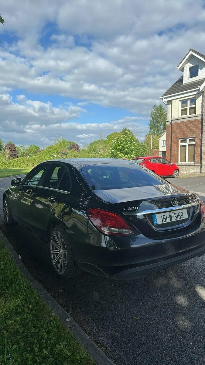 Mercedes-Benz C-Class 2015 - Image 2